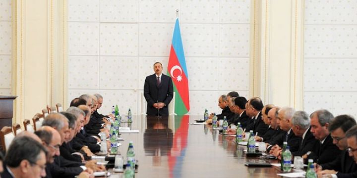 Nazirlərin qəbul günləri açıqlandı - CƏDVƏL