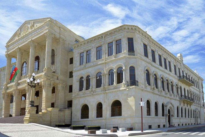 Daha bir neçə  məmur  işdən çıxarıldı, cinayət işi başlanıldı