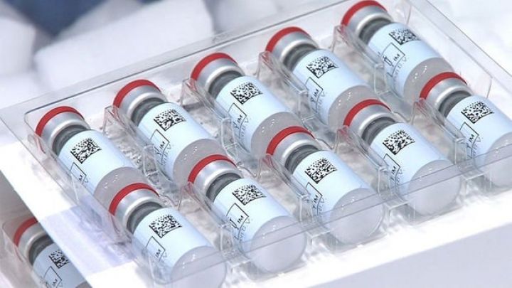 Pfizer, 3-cü doza peyvəndin anticisim səviyyəsini üç dəfədən çox artırdığını açıqladı