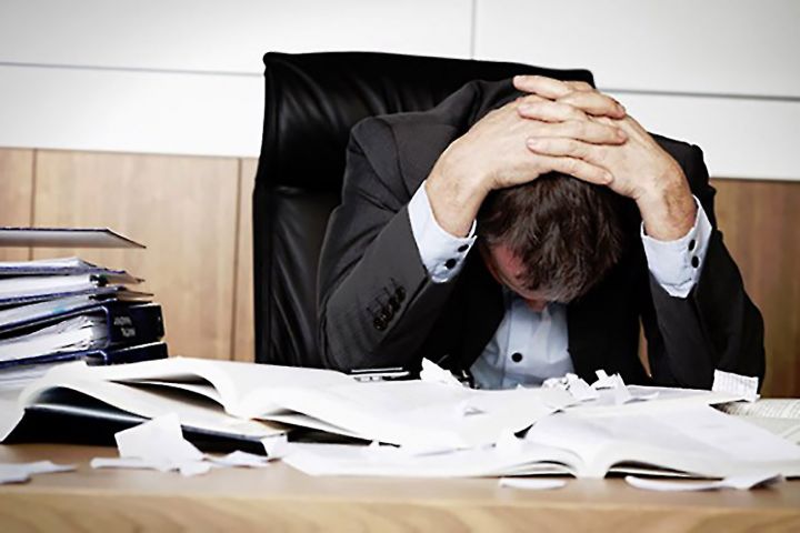 Bu bankın gəlirləri xərclərini ödəmir - ƏMƏLİYYAT ZƏRƏRİNDƏ!