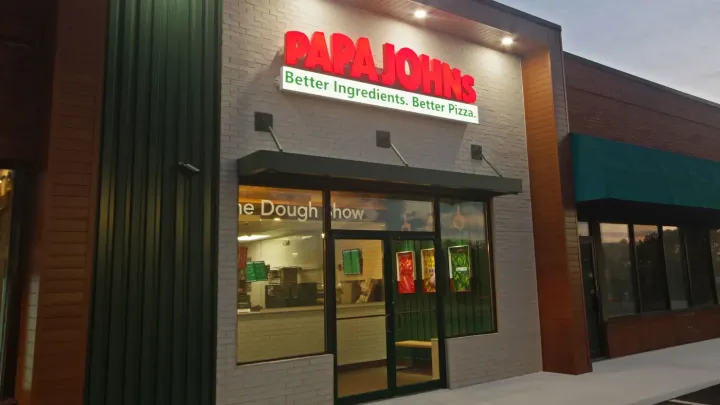 “Papa John’s” səhmləri 20%-ə yaxın ucuzlaşıb – Apollo şirkəti şəbəkəni almaqdan imtina edib