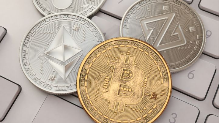 Kriptovalyuta bazarlarında itkilər 1 trilyon dolları aşdı