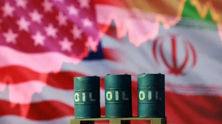 Neft bazarında narahatlıq yaradan iddia: Tramp administrasiyasından 200 dollarlıq ssenari