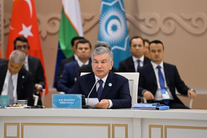 Şavkat Mirziyoyev WUF13-də iştirak üçün Azərbaycana gəlir