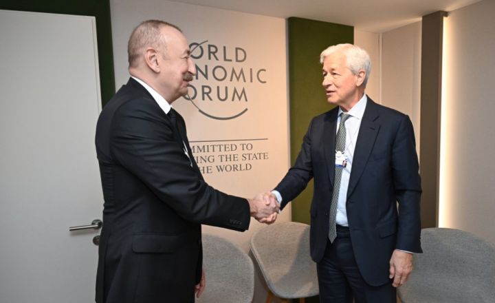 İlham Əliyev “J.P. Morgan” şirkətinin sədri və baş icraçı direktoru ilə görüşüb