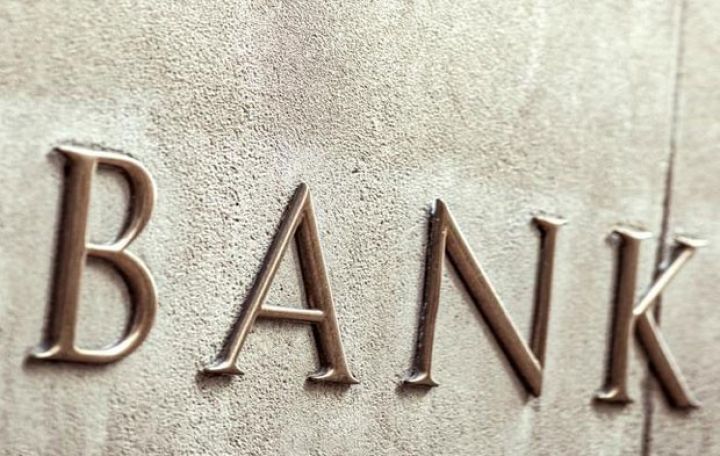 Daha bir bank yarımillik maliyyə vəziyyətini açıqladı