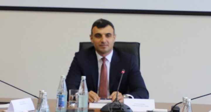 "Mənim sədr olduğum müddətdə yeni inzibati binanın tikintisinin dayandırılması və layihəsinin dəyişdirilməsi olmamışdır"