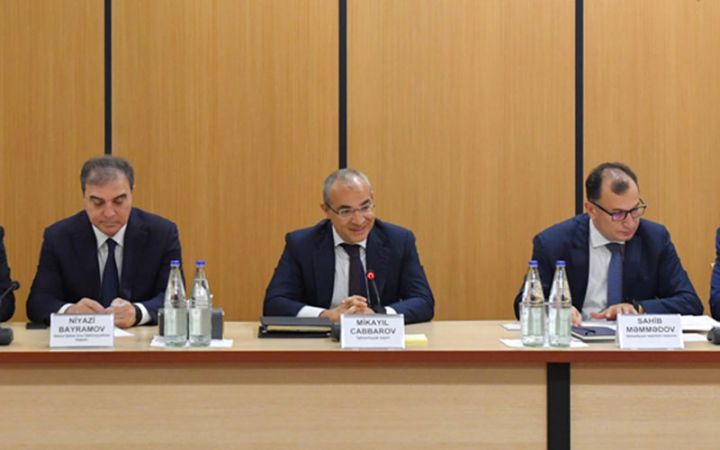 Daxili bazarın qorunması, differensial tariflər, satınalmalar və kreditə çıxış müzakirə edilib