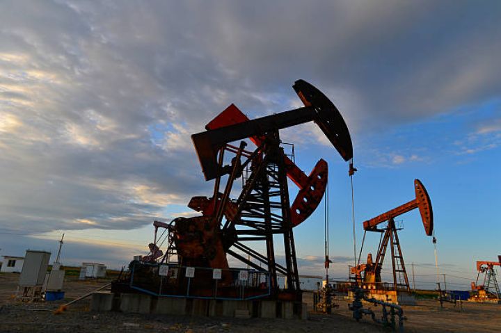 Azərbaycan neftinin son qiyməti - 2 dollardan çox bahalaşıb