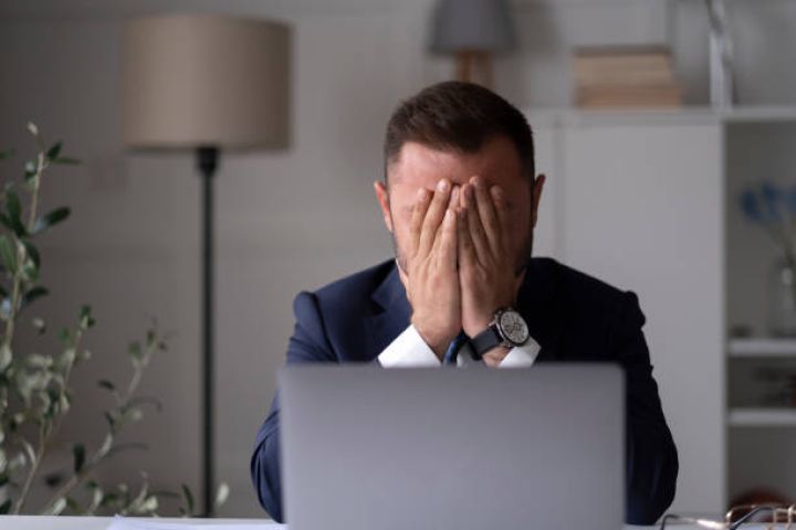 Əsas səhmdarı SOCAR olan Bankın mənfəəti 2 dəfədən çox azalıb - BU BANKDA MƏNFİ TENDENSİYA YAŞANIB